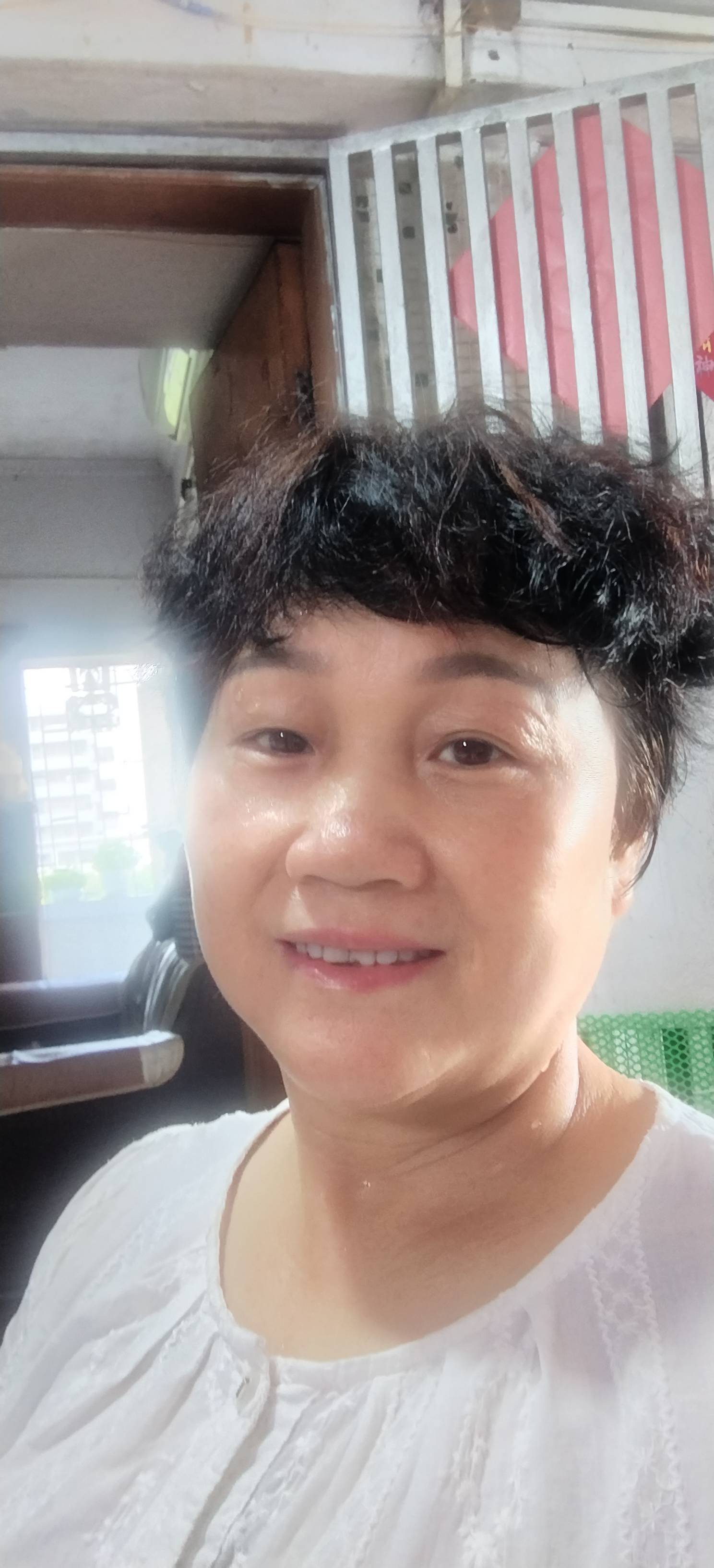 阿姨资料照片