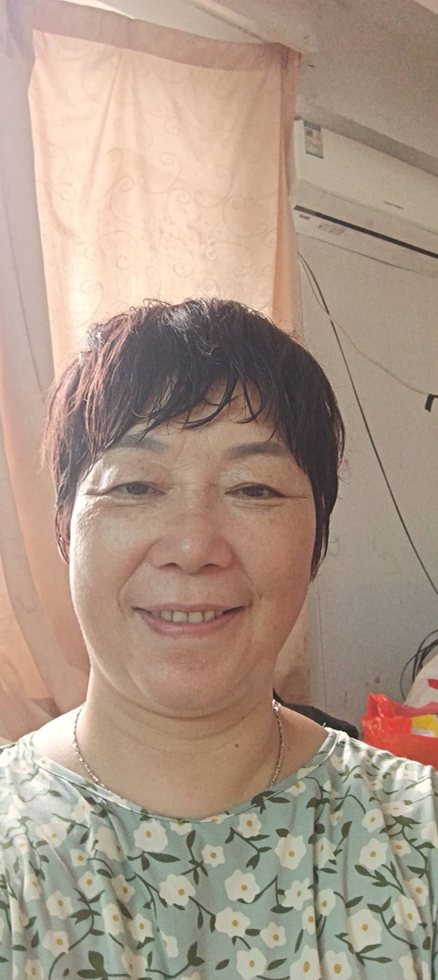 张阿姨照片