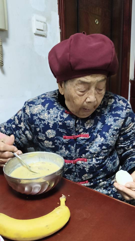 王护工照片