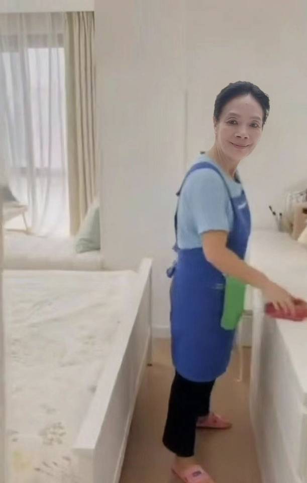 杨阿姨照片
