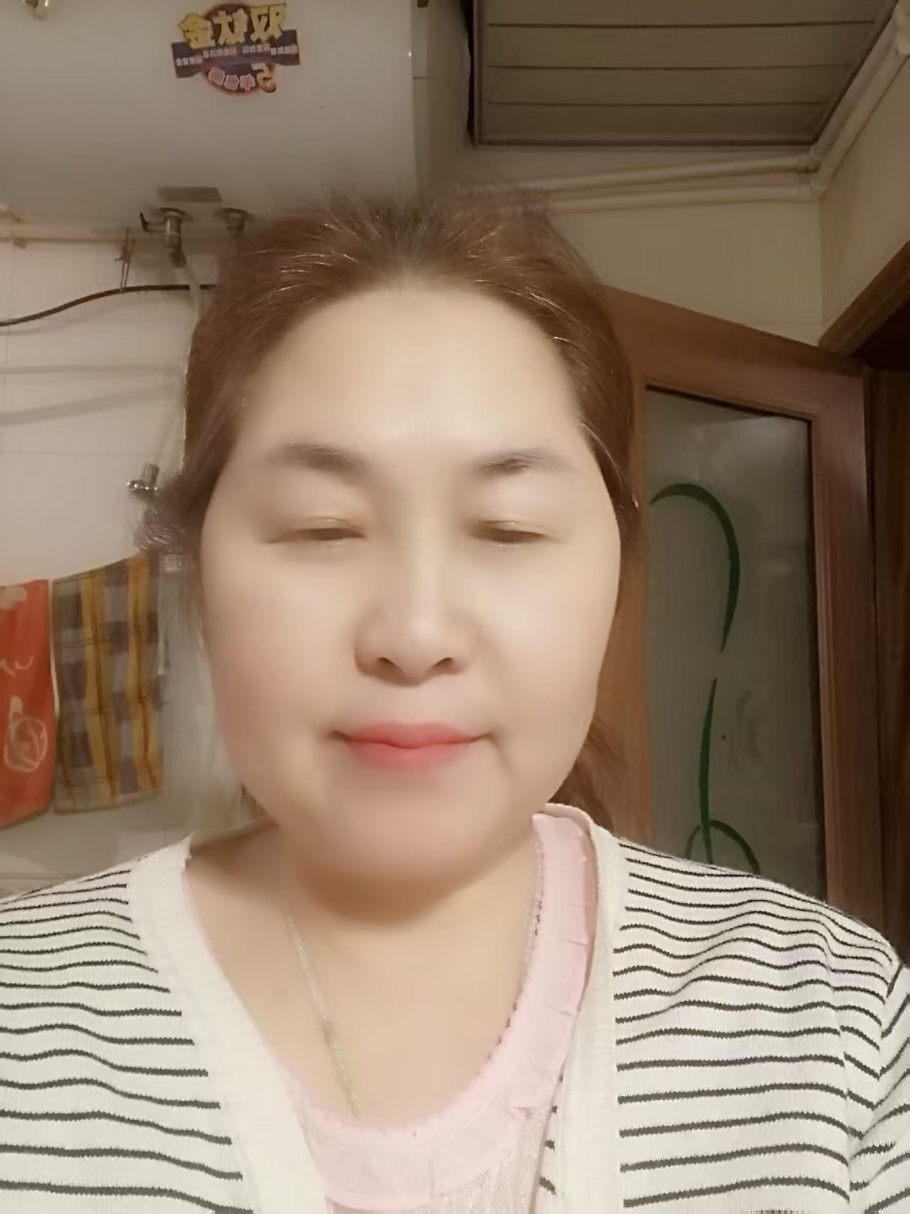 许护工照片