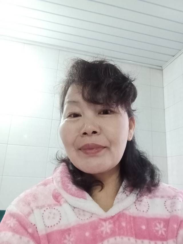 陈阿姨照片