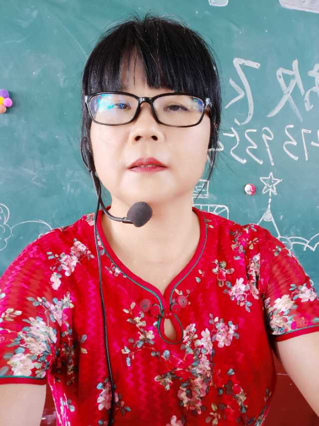 屈阿姨照片