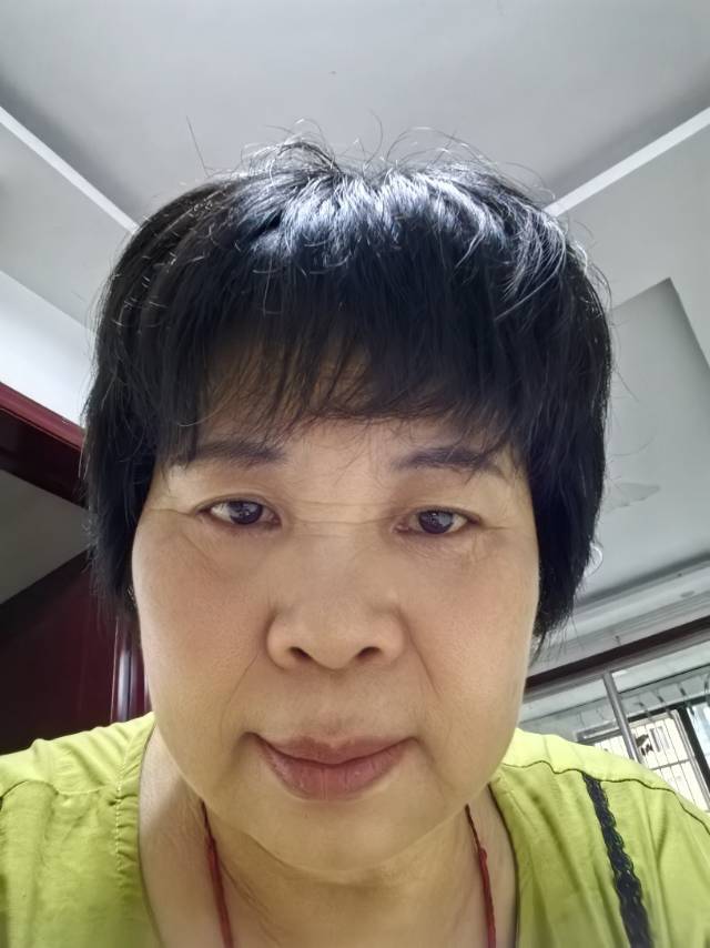 吴阿姨照片