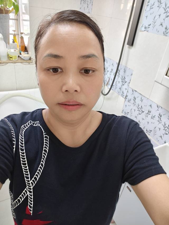 阿姨资料照片