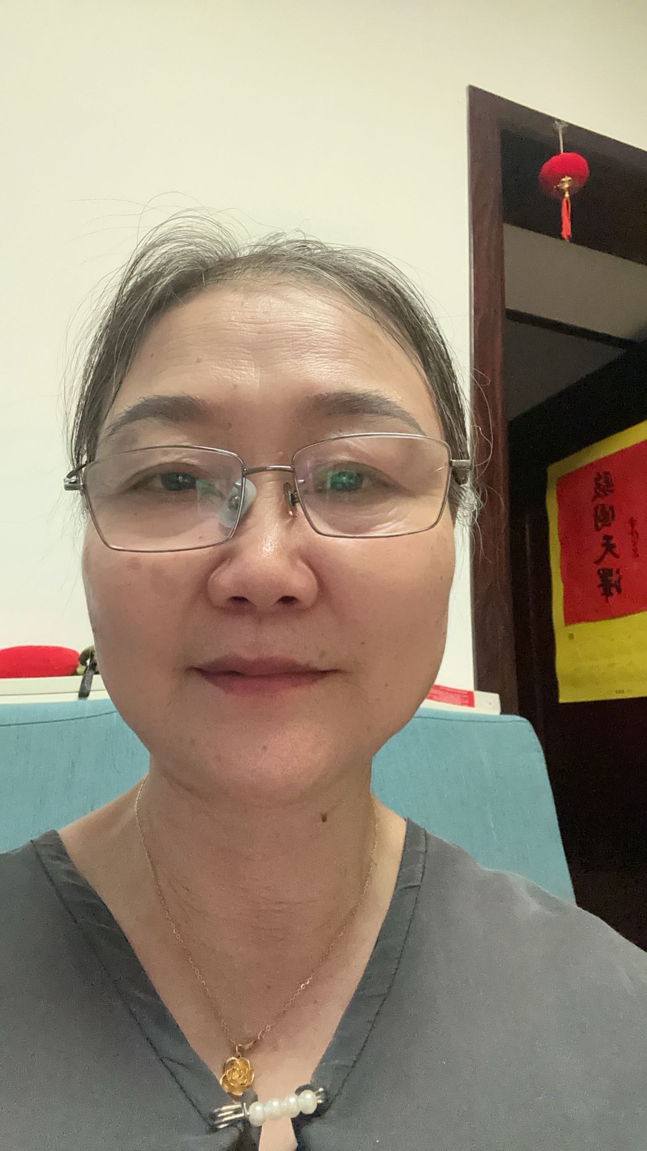 阿姨资料照片