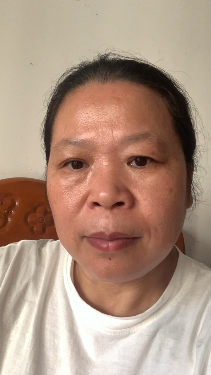 阿姨资料照片
