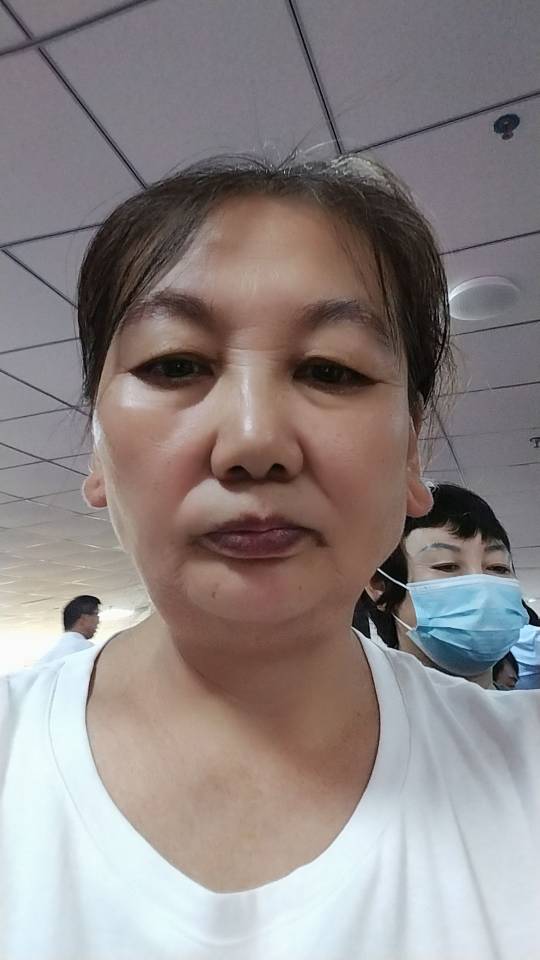 景护工照片