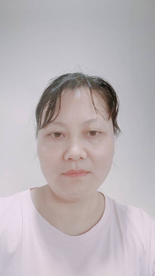 阿姨资料照片