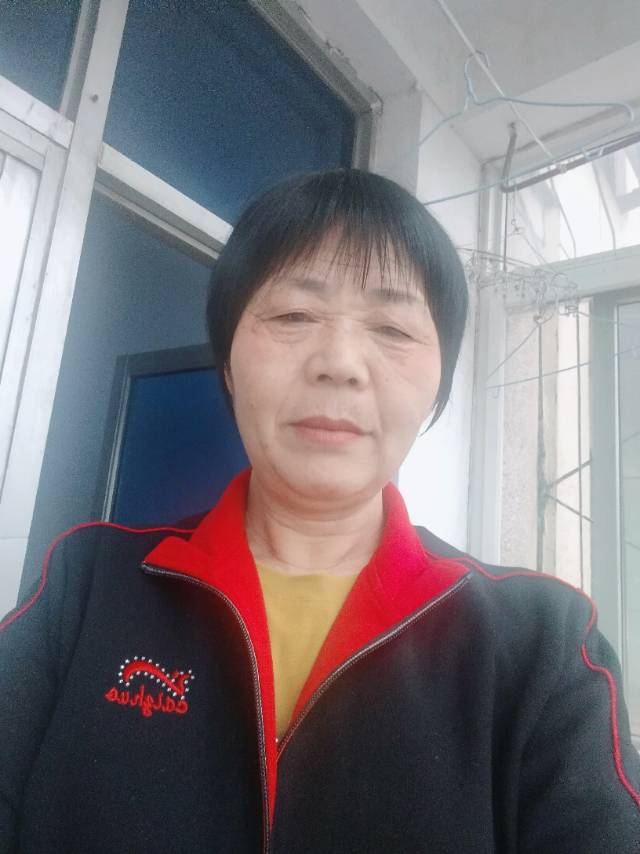 李阿姨照片