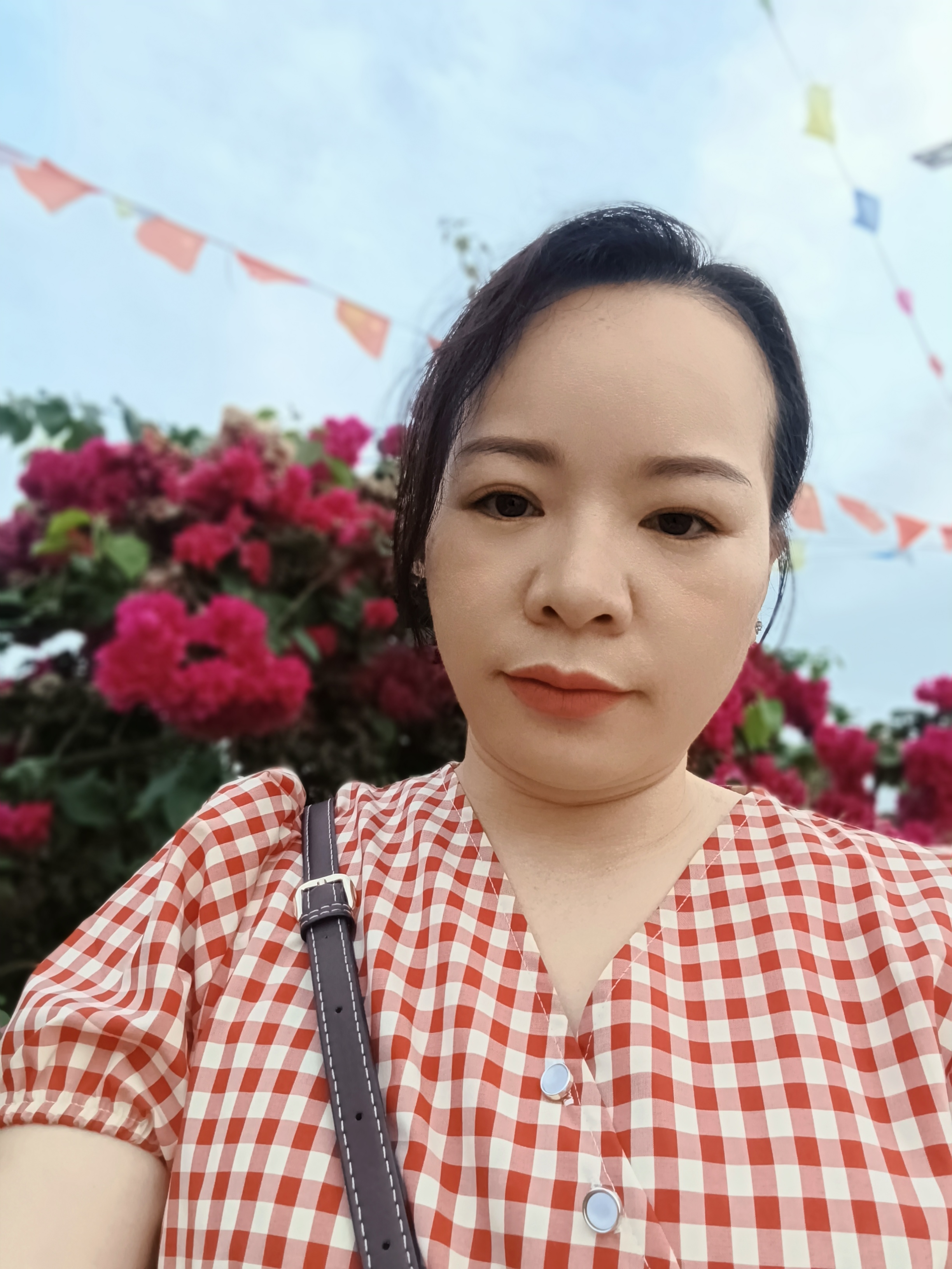 阿姨资料照片