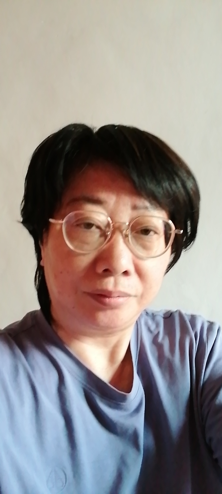 阿姨资料照片