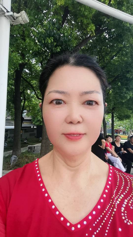 陈阿姨照片