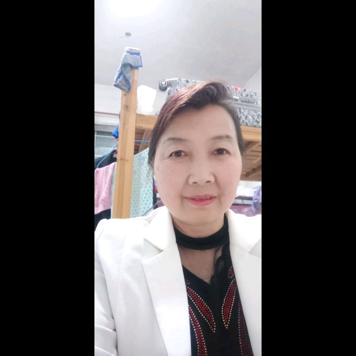 陈阿姨照片