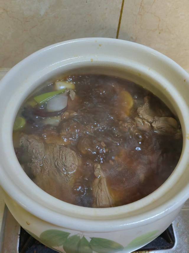 公阿姨照片