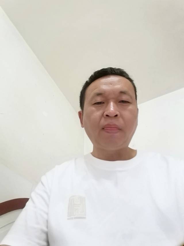 阿姨资料照片