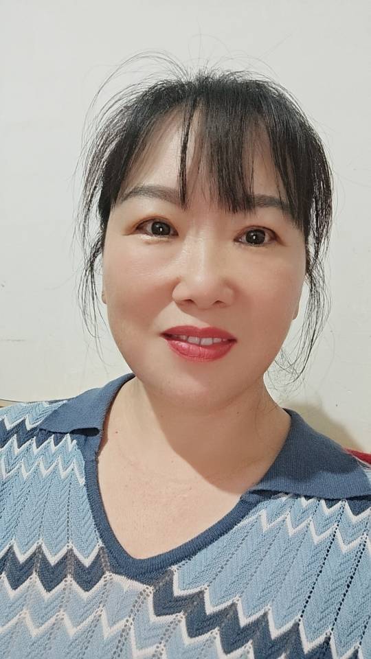 阿姨资料照片