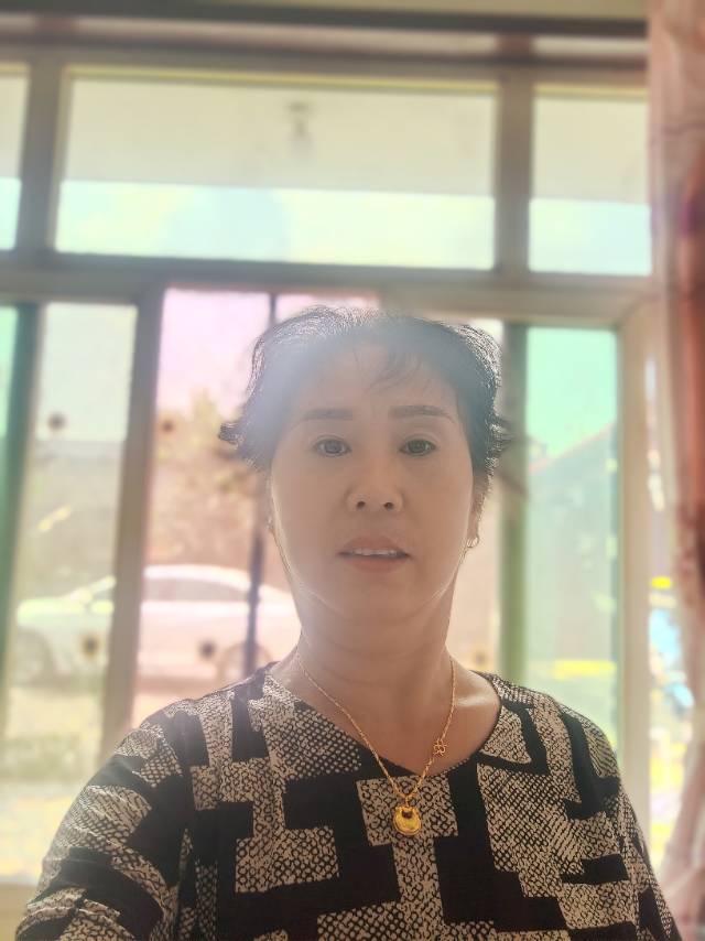 阿姨资料照片