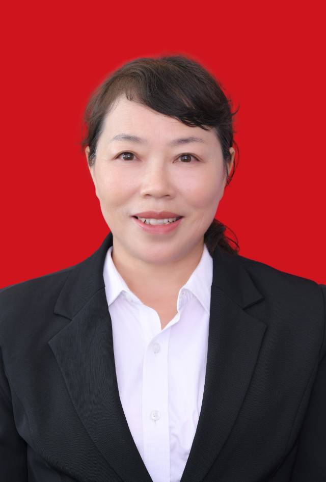 戴阿姨照片