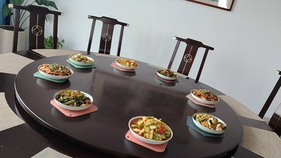 阿姨资料照片