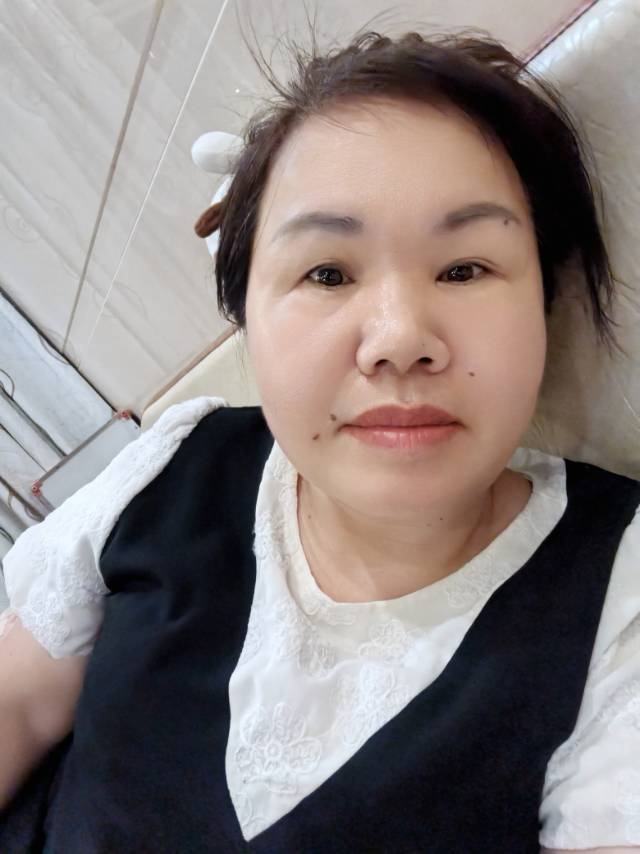 刘阿姨照片