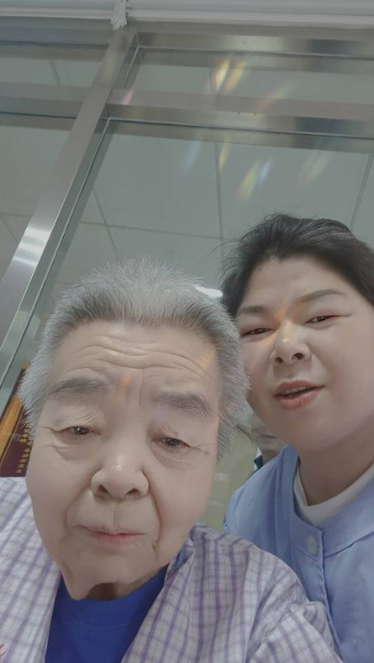 吕护工照片
