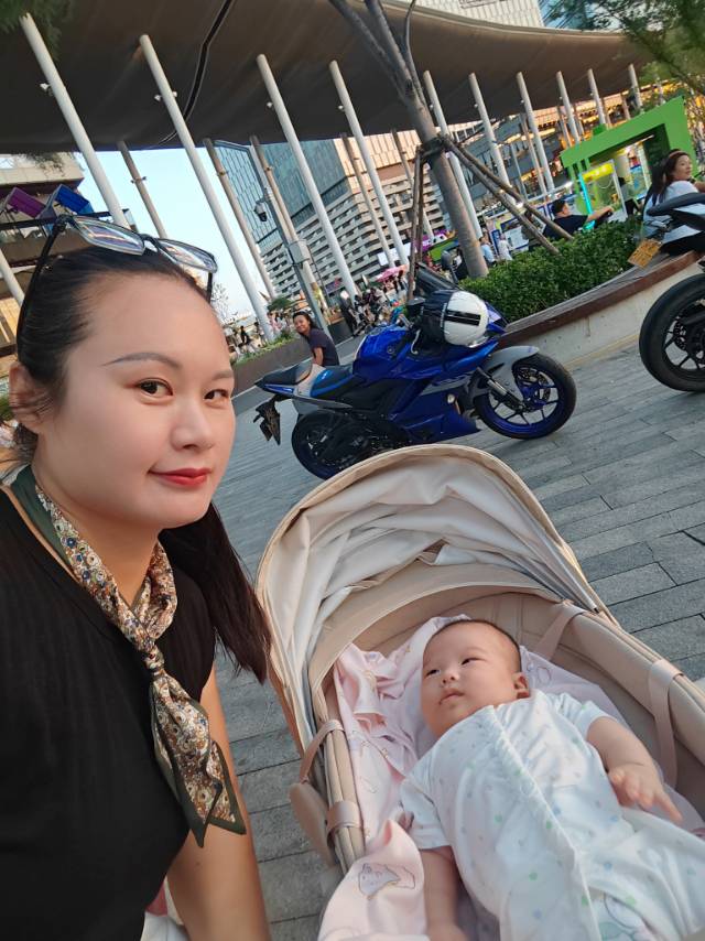 贾阿姨照片