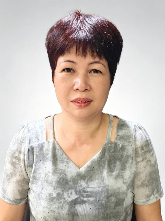 江阿姨照片