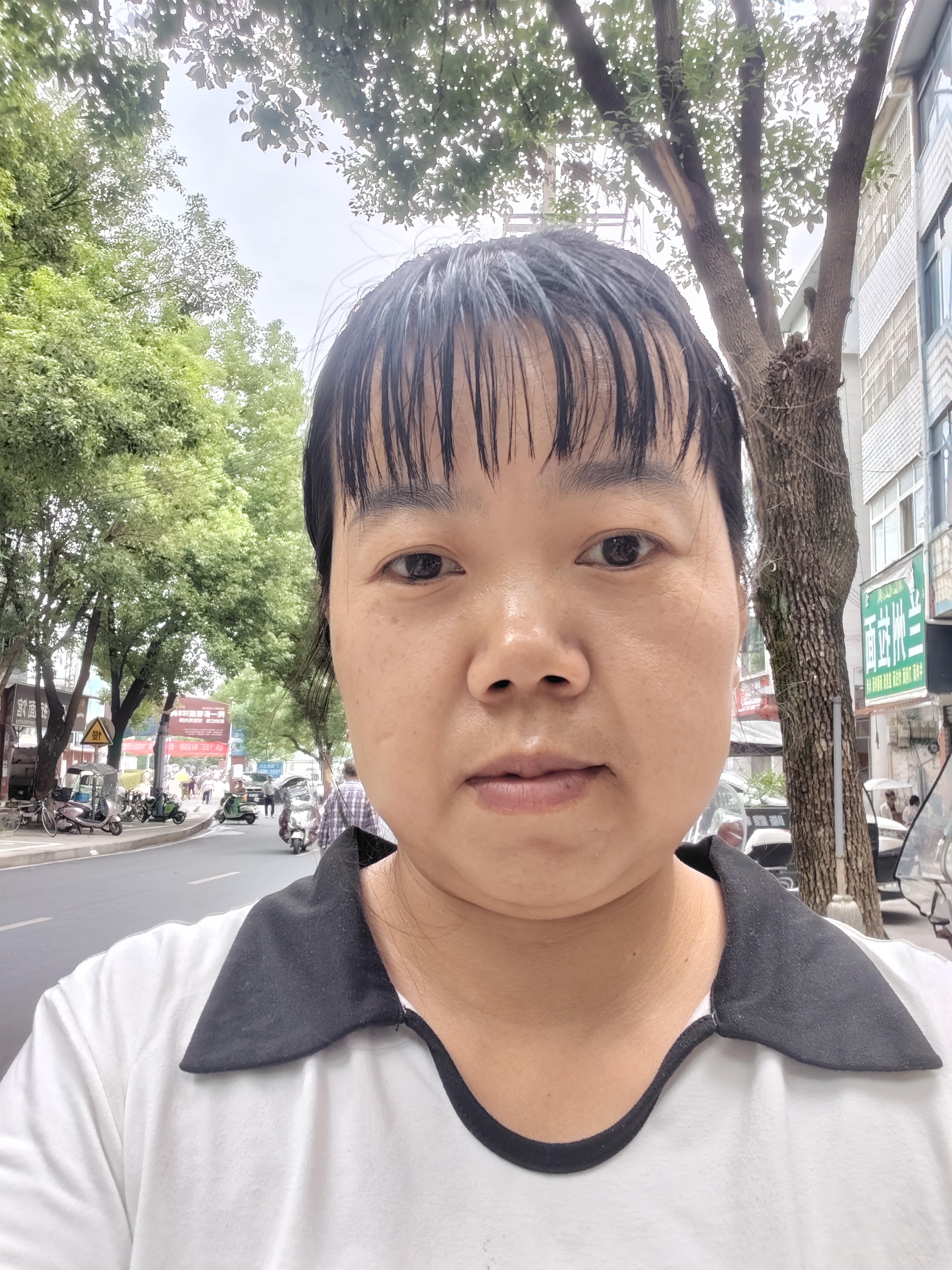 邓阿姨照片