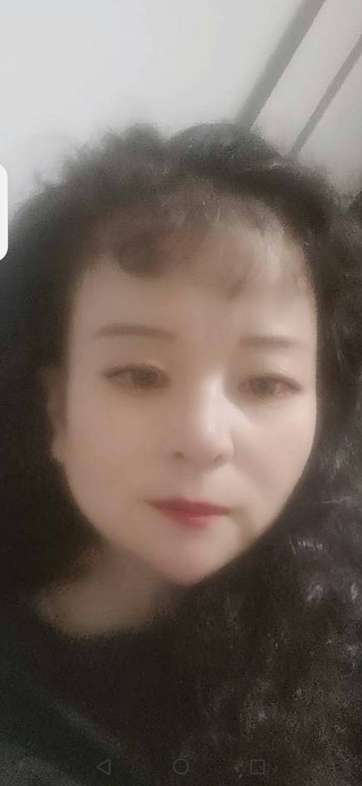 侯阿姨照片
