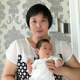 张阿姨照片
