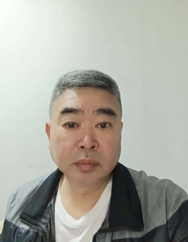阿姨资料照片