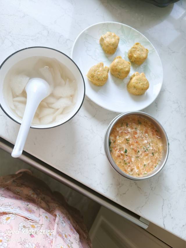 邓阿姨照片