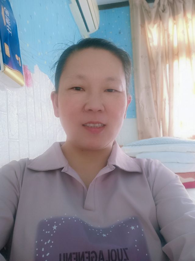 阿姨照片