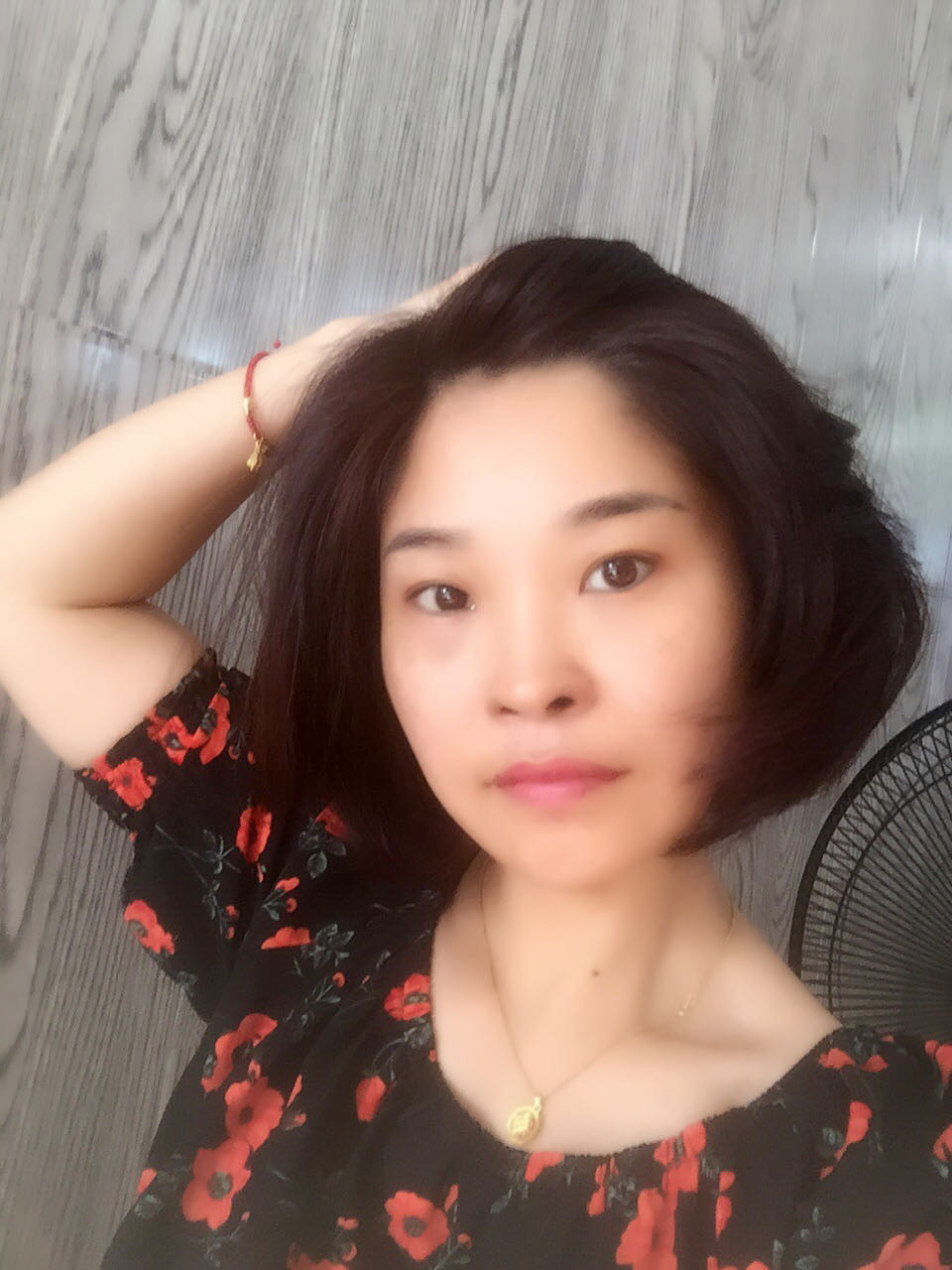 阿姨资料照片