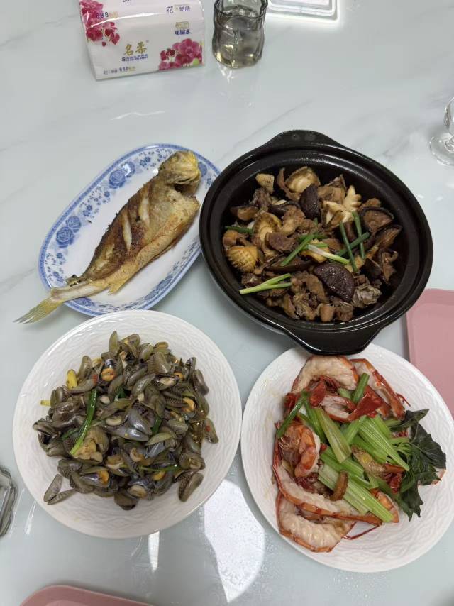 莫阿姨照片