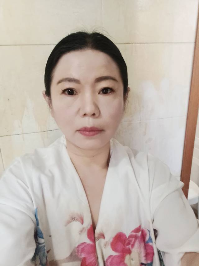 汪阿姨照片