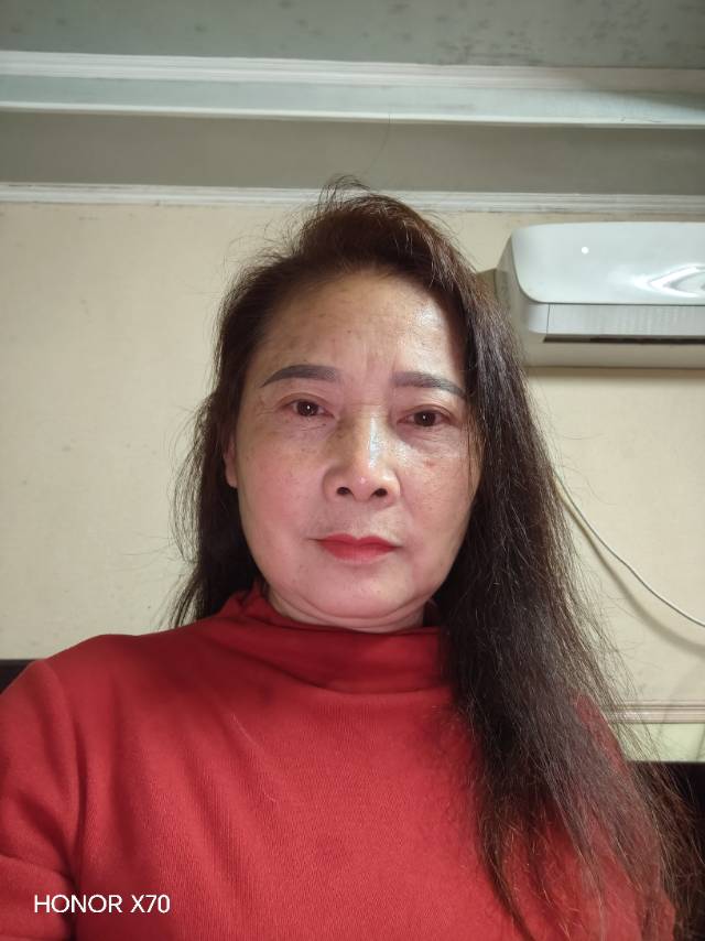 李阿姨照片