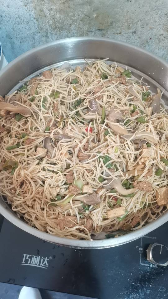 万护工照片