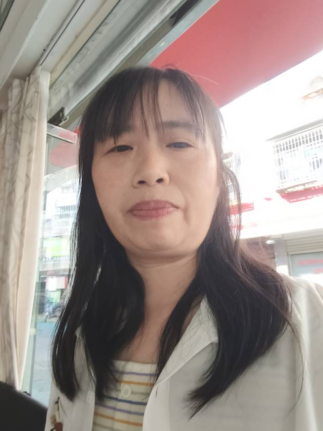 张阿姨照片
