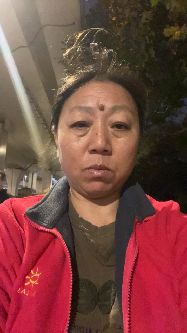 罗阿姨照片