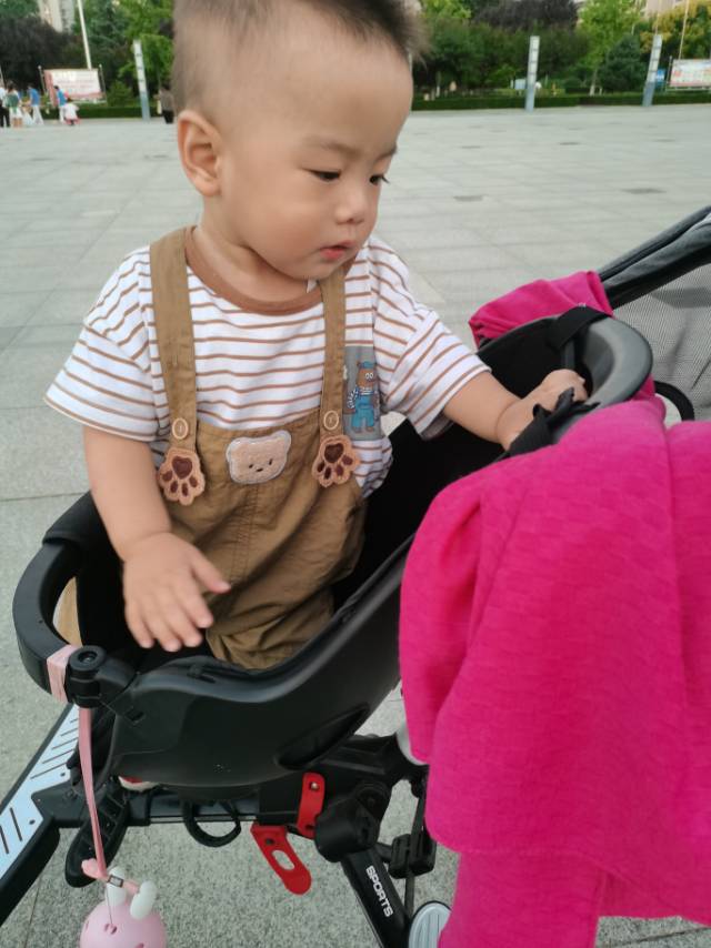 李阿姨照片