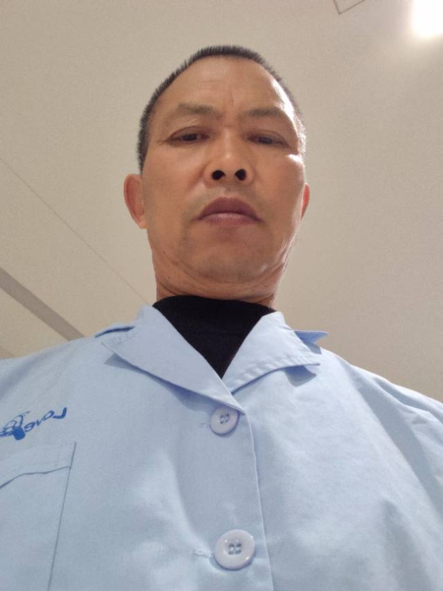 陈护工照片