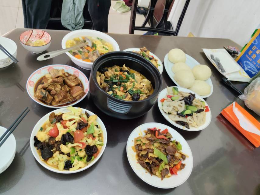 黄阿姨照片