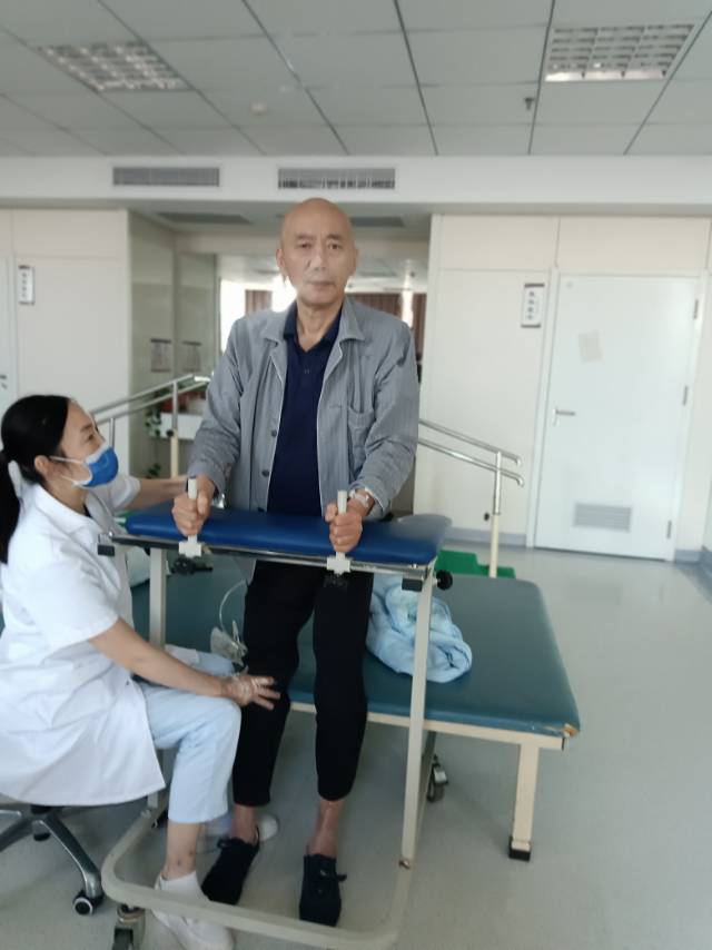 李护工照片