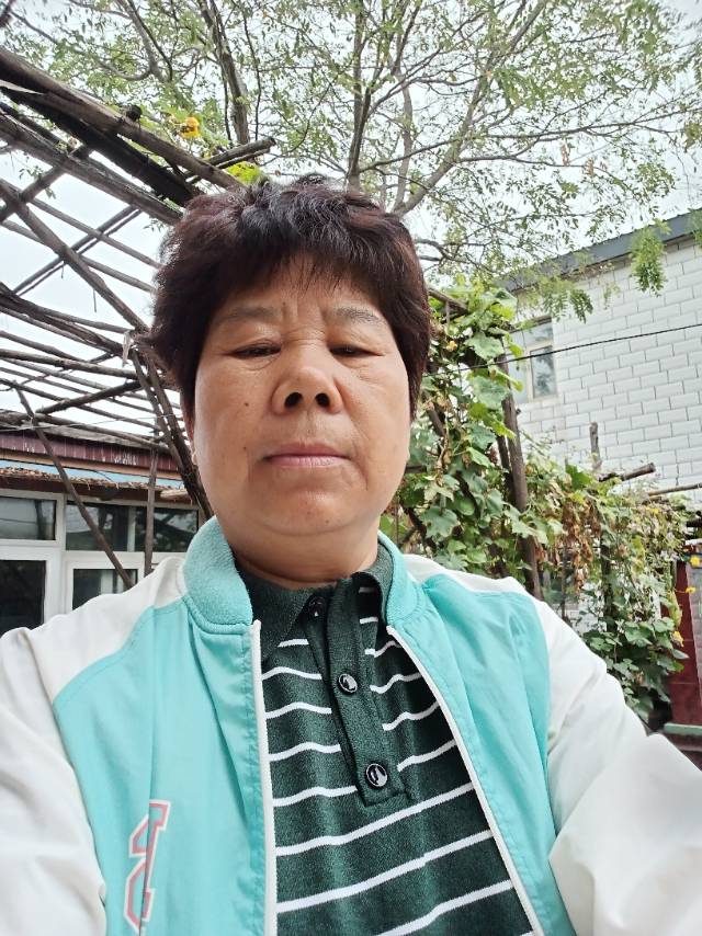 芮阿姨照片