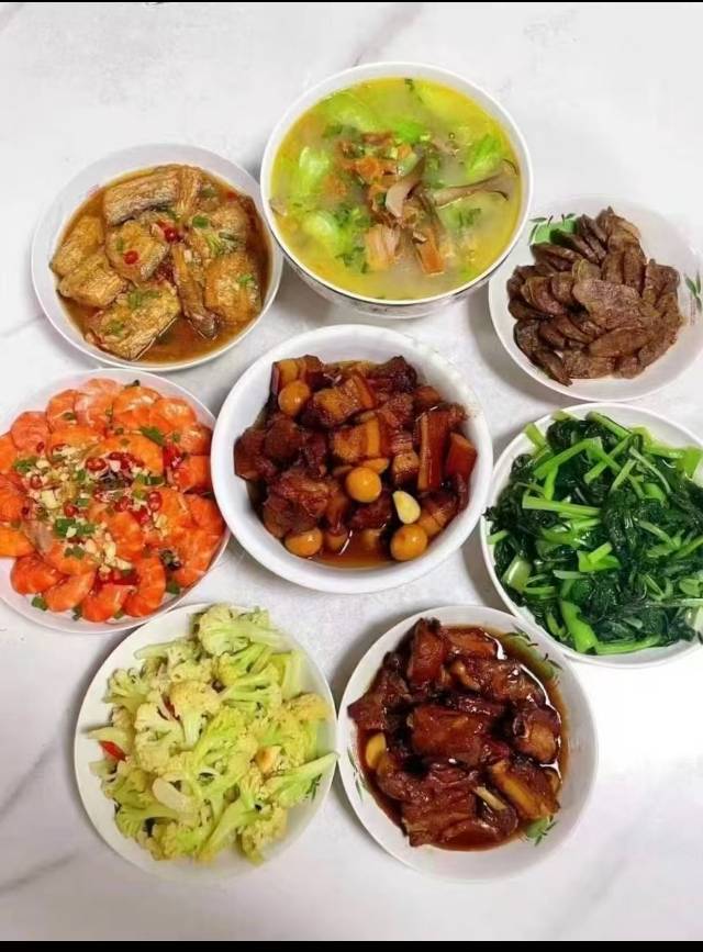 张阿姨照片