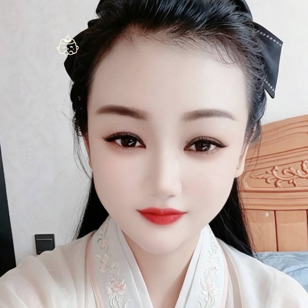 侯护工照片